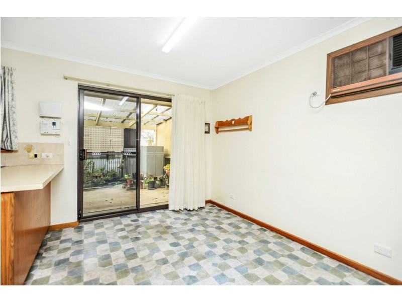 6 Cowan Avenue, Mccracken SA 5211