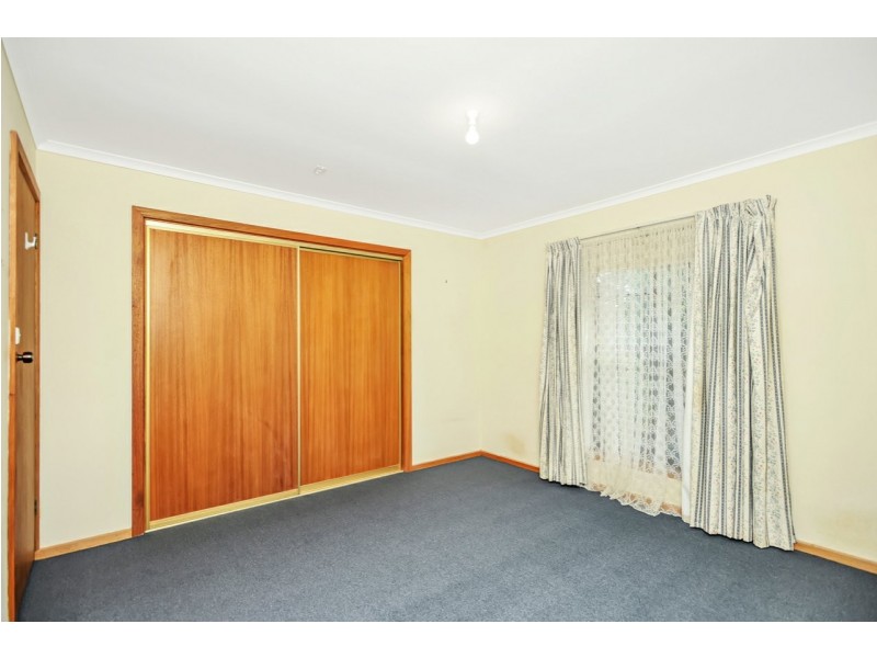 6 Cowan Avenue, Mccracken SA 5211