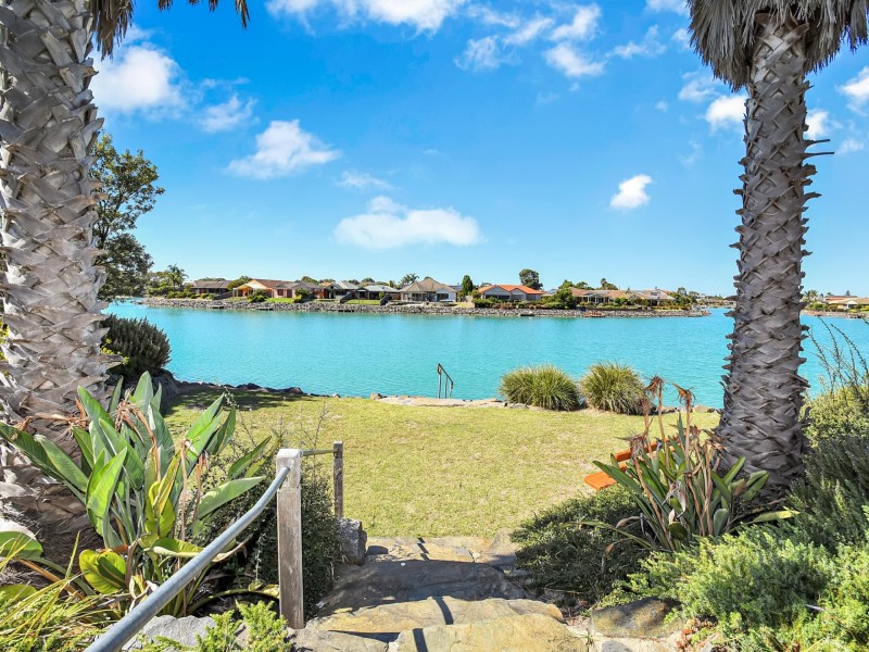 48 Matthew Flinders Drive, Encounter Bay SA 5211