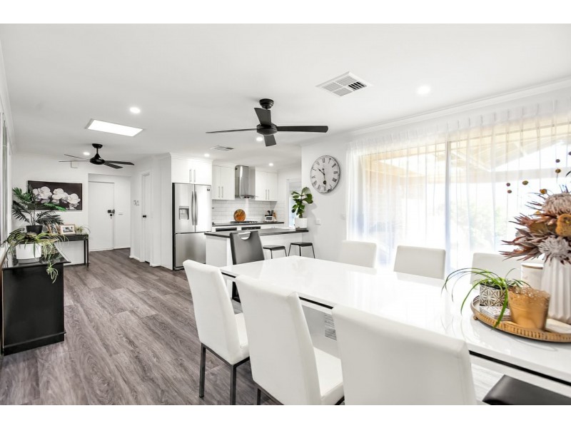 132 Crozier Road, Victor Harbor SA 5211