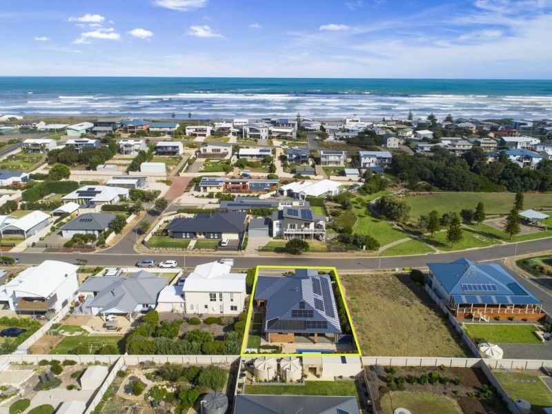 16 Morrison Avenue, Middleton SA 5213