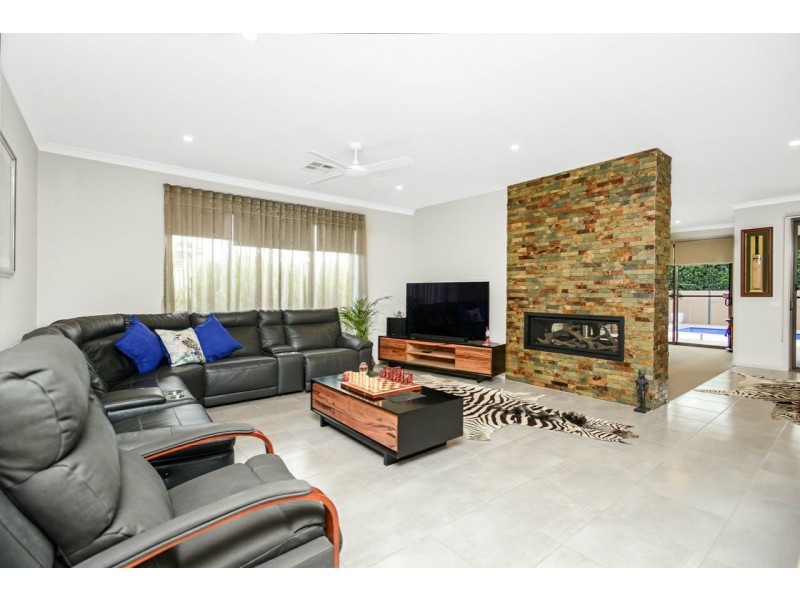 16 Morrison Avenue, Middleton SA 5213