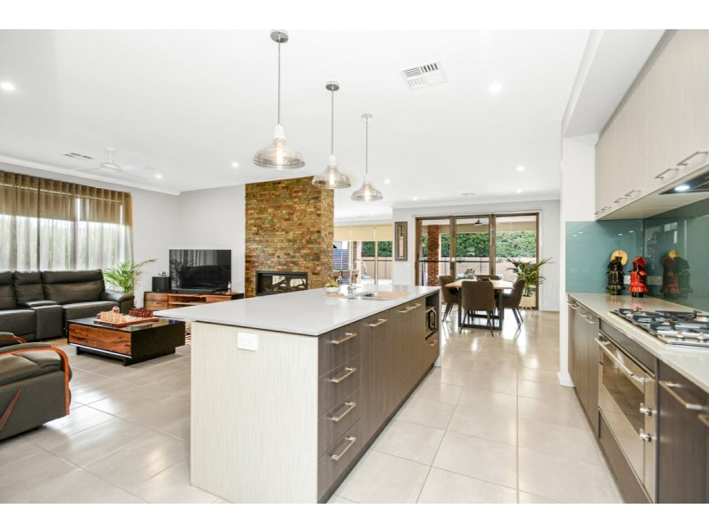 16 Morrison Avenue, Middleton SA 5213