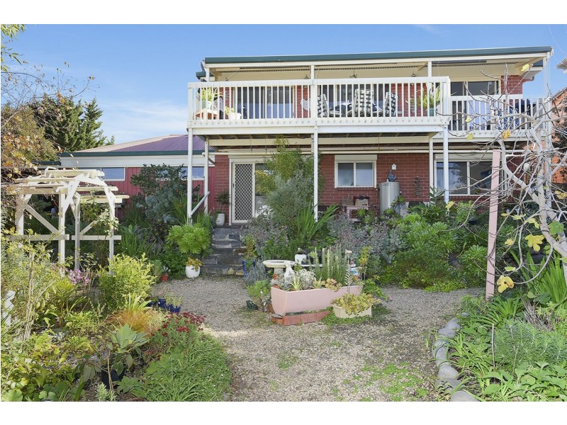 24 Three Gullies Road, Encounter Bay SA 5211
