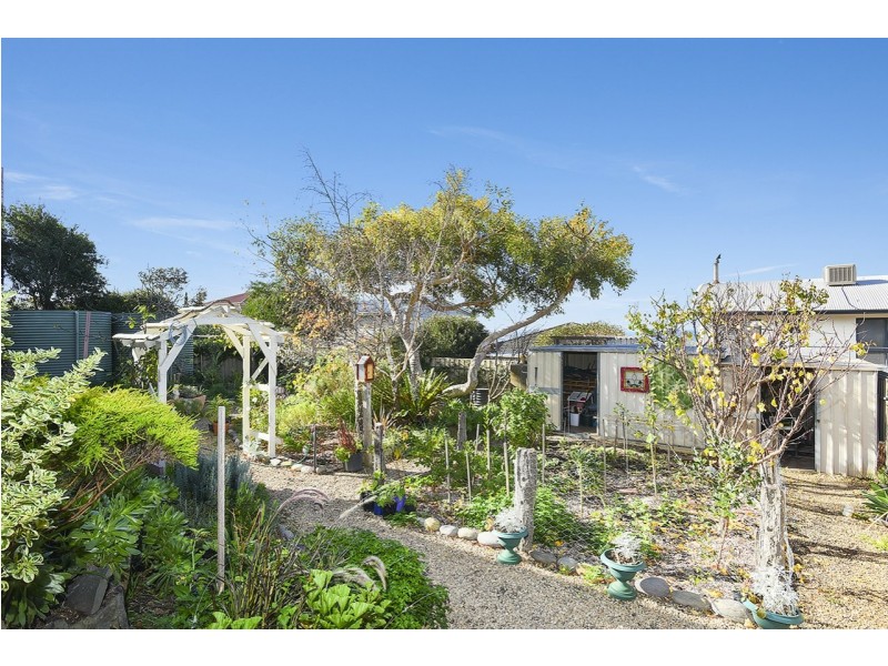 24 Three Gullies Road, Encounter Bay SA 5211