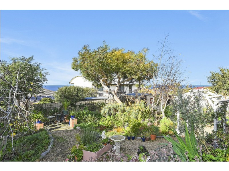 24 Three Gullies Road, Encounter Bay SA 5211