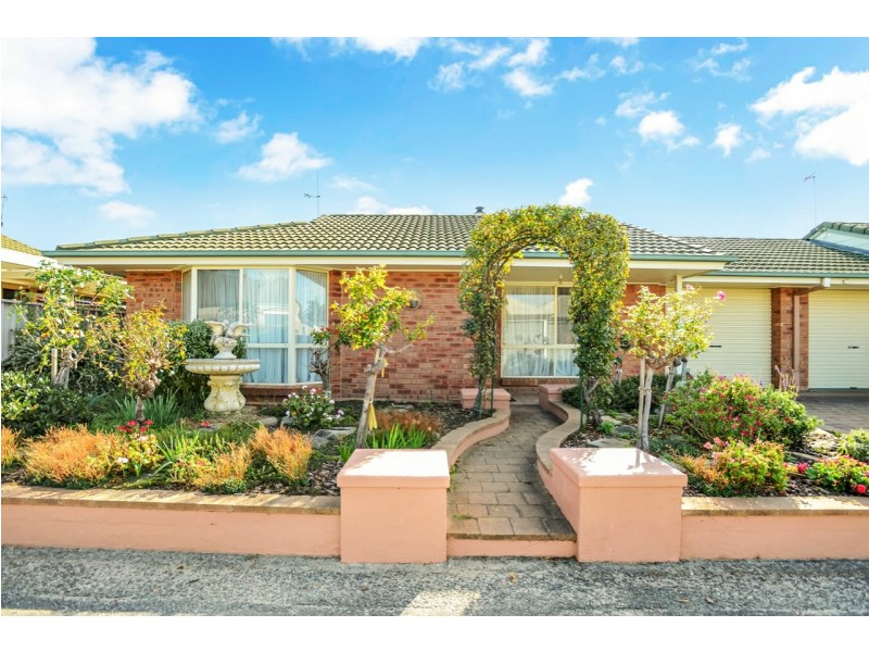 Unit 2/4 Hinkler Street (Little Hinkler St), Victor Harbor SA 5211