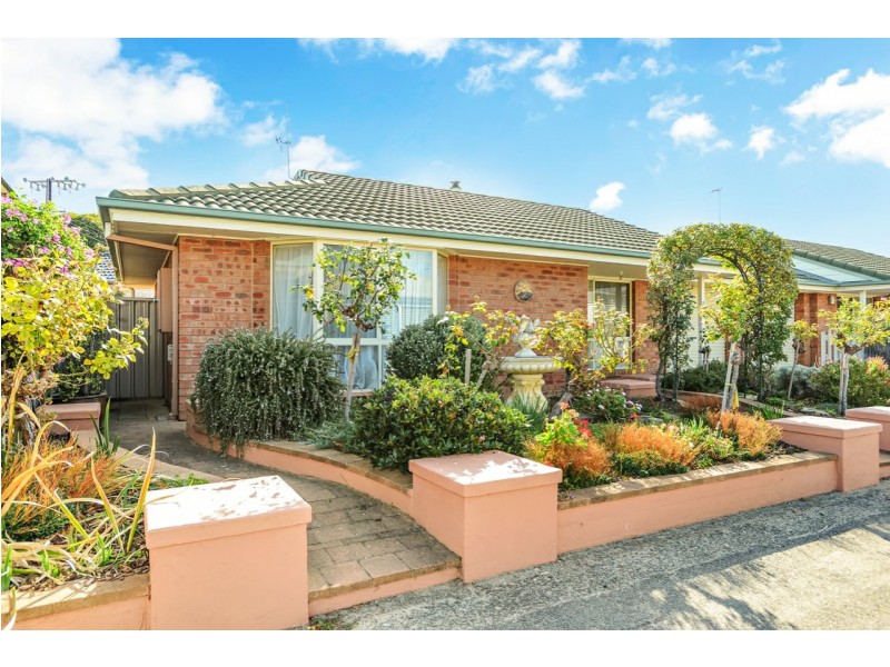 Unit 2/4 Hinkler Street (Little Hinkler St), Victor Harbor SA 5211