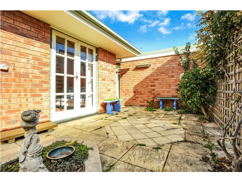 Unit 2/4 Hinkler Street (Little Hinkler St), Victor Harbor SA 5211