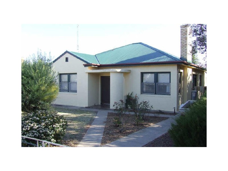 18 Heming Street, Waikerie SA 5330