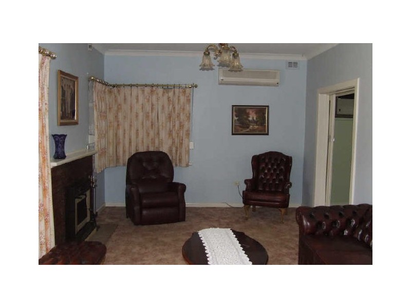 56 Lawrie Terrace, Waikerie SA 5330