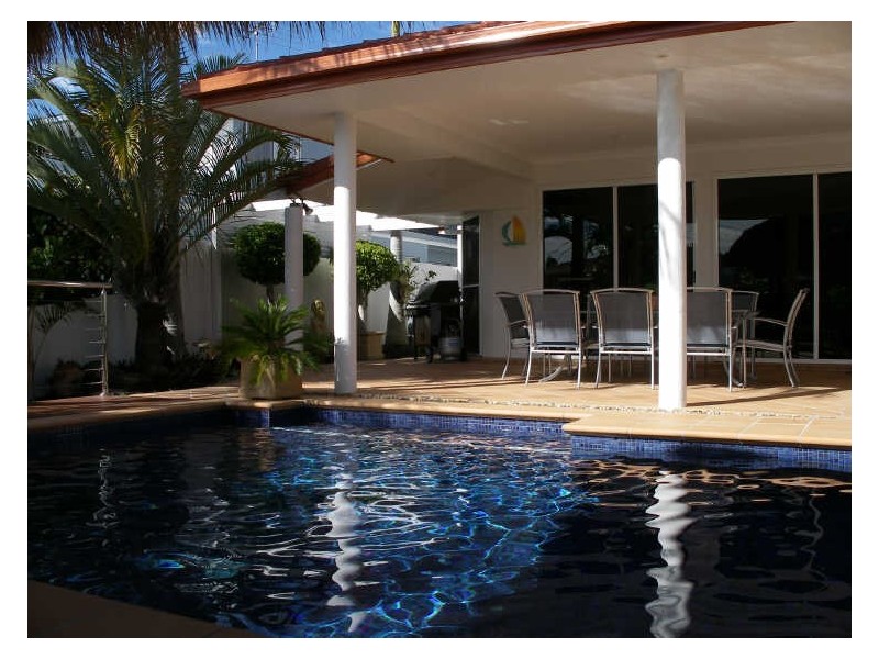 28 Anchorage Drive, Raby Bay QLD 4163