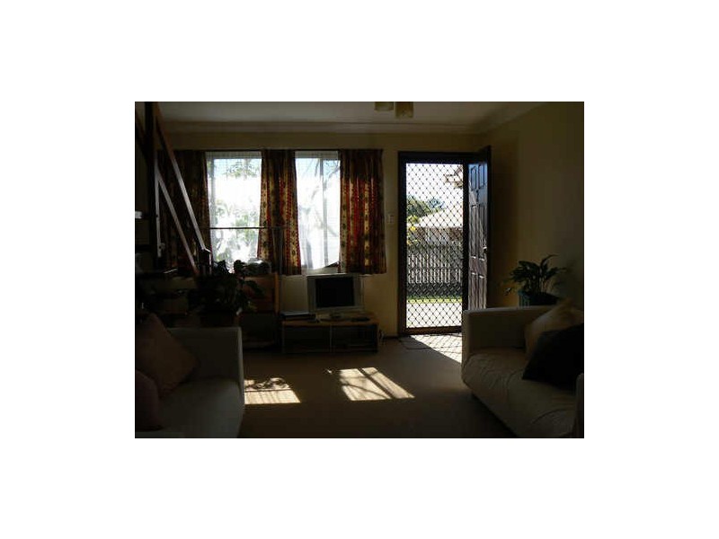 2/95 Wynyard Street, Cleveland QLD 4163