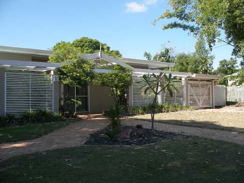 18 Scrub Road, Carindale QLD 4152