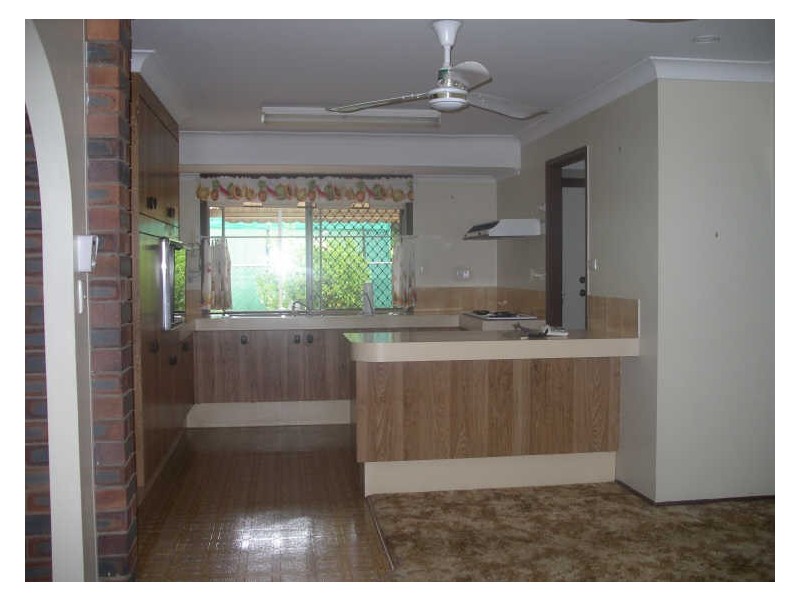 22 Angela Crescent, Cleveland QLD 4163