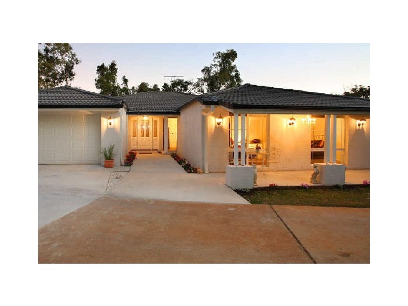 4A Bass Place, Cleveland QLD 4163