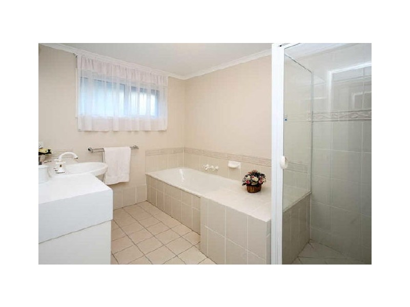 4A Bass Place, Cleveland QLD 4163