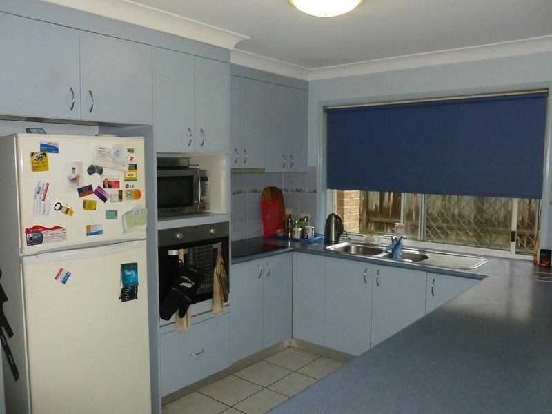 15 Cliff Close, Wakerley QLD 4154