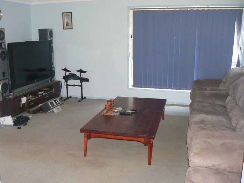15 Cliff Close, Wakerley QLD 4154