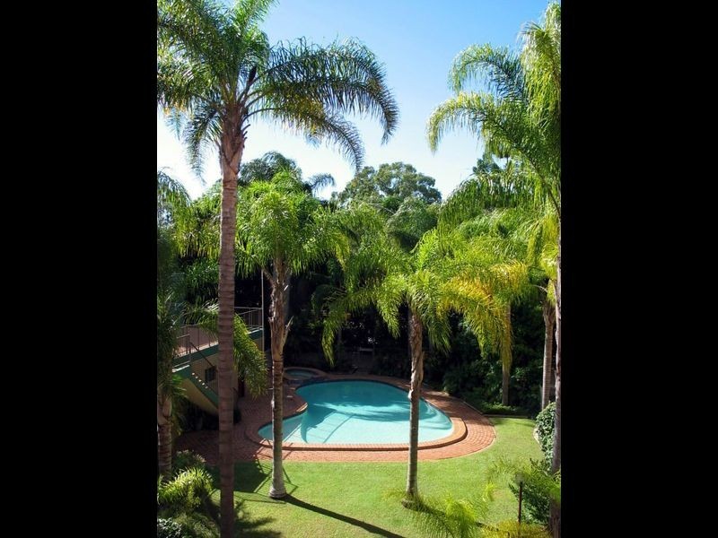 27/11 Wharf Street, Cleveland QLD 4163