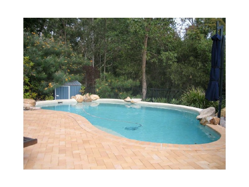 98 Sunshine Drive, Cleveland QLD 4163