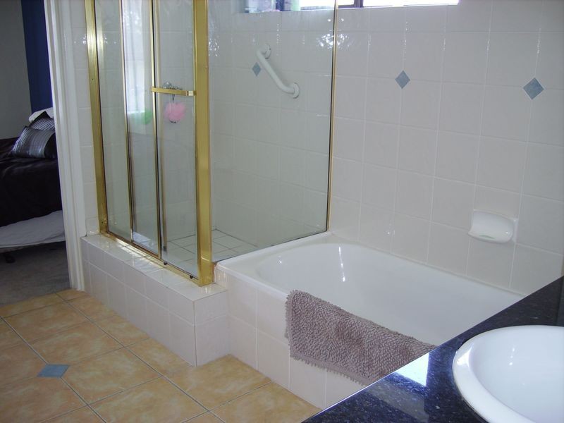 26/11 Wharf Street, Cleveland QLD 4163