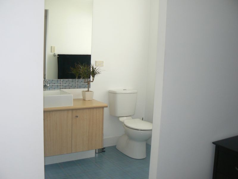 16 Creekwood Street, Victoria Point QLD 4165