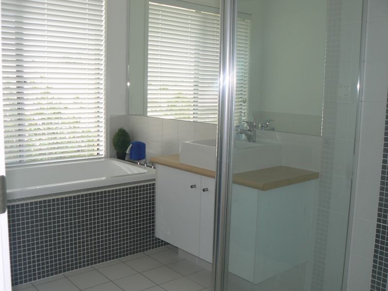 16 Creekwood Street, Victoria Point QLD 4165