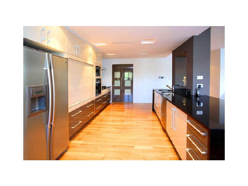 46 Plymouth Court, Raby Bay QLD 4163