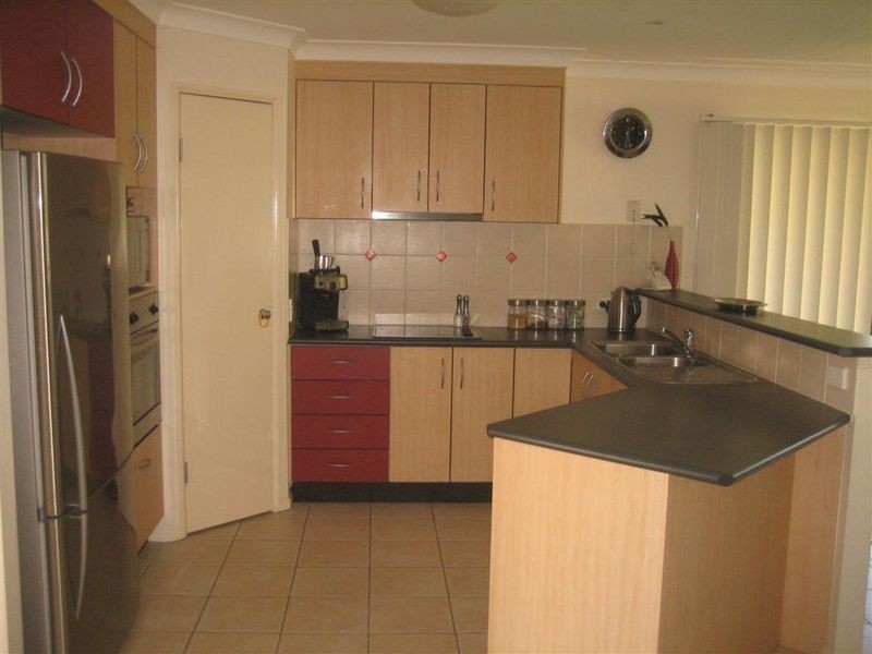 17 Kerder Street, Thornlands QLD 4164