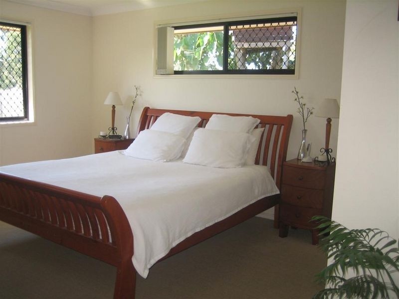 17 Kerder Street, Thornlands QLD 4164