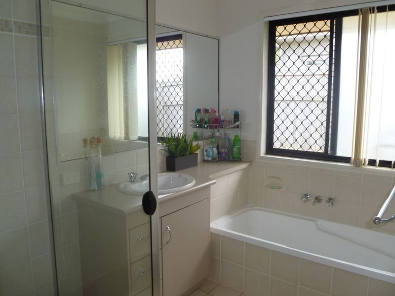 7 Mcnab Close, Wellington Point QLD 4160