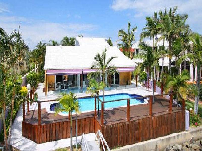 5 Captains Court, Raby Bay QLD 4163