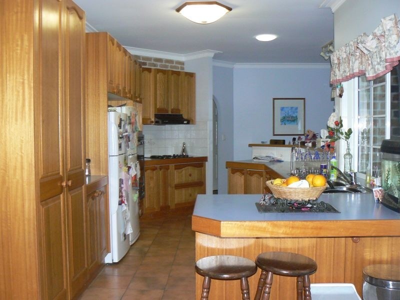 11 Ironbark Street, Capalaba QLD 4157