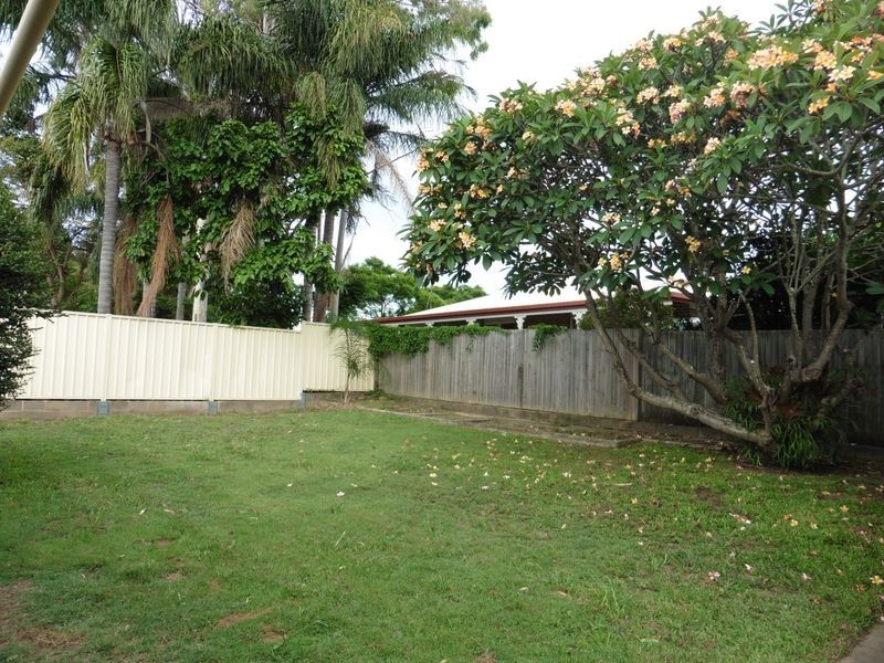 19 Magnolia Parade, Victoria Point QLD 4165