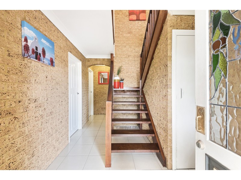 11 Long Street, Cleveland QLD 4163