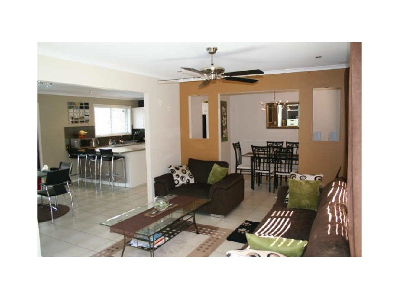 3 Lynton Court, Alexandra Hills QLD 4161