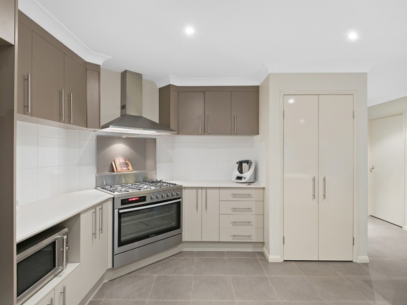 56 Higgs Circuit, Wynnum West QLD 4178