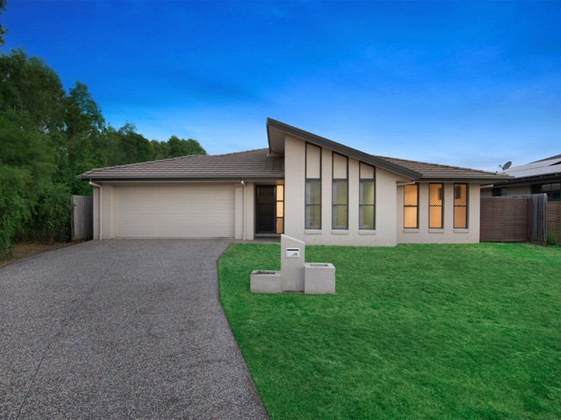 56 Higgs Circuit, Wynnum West QLD 4178