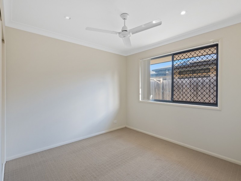 56 Higgs Circuit, Wynnum West QLD 4178