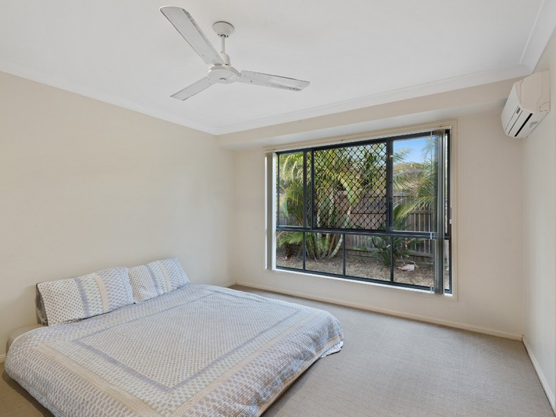 56 Higgs Circuit, Wynnum West QLD 4178