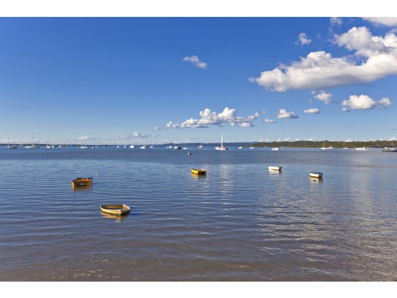 8A Heeler Court, Redland Bay QLD 4165