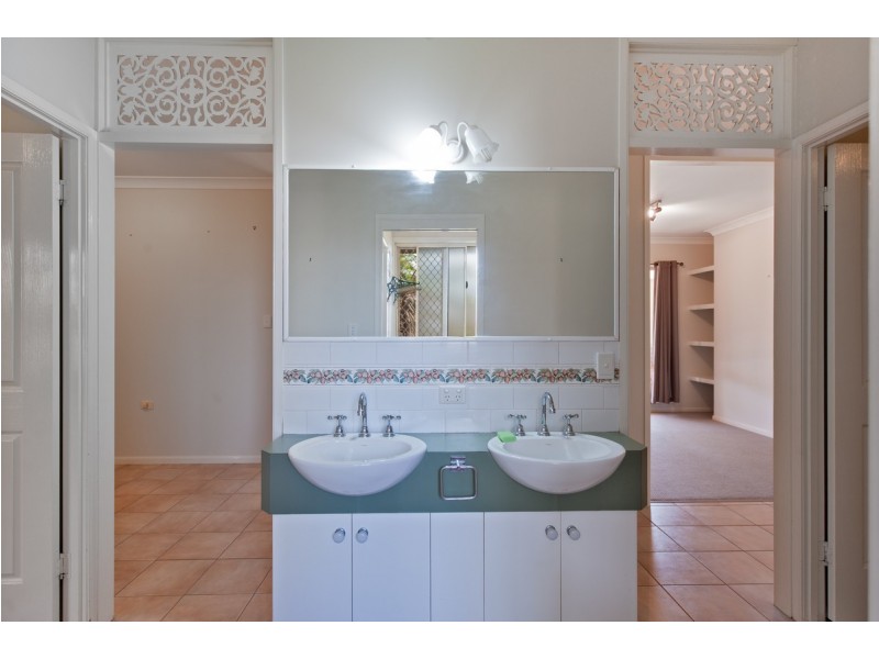 3 Lexington Court, Victoria Point QLD 4165