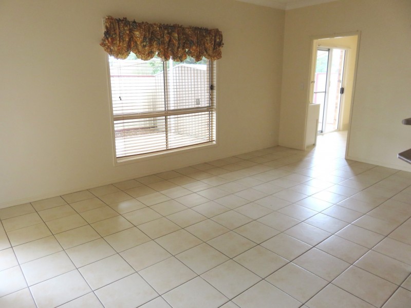 13 Taylor Crescent, Cleveland QLD 4163