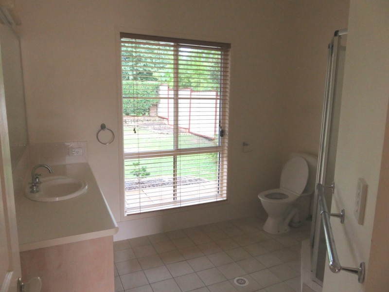13 Taylor Crescent, Cleveland QLD 4163