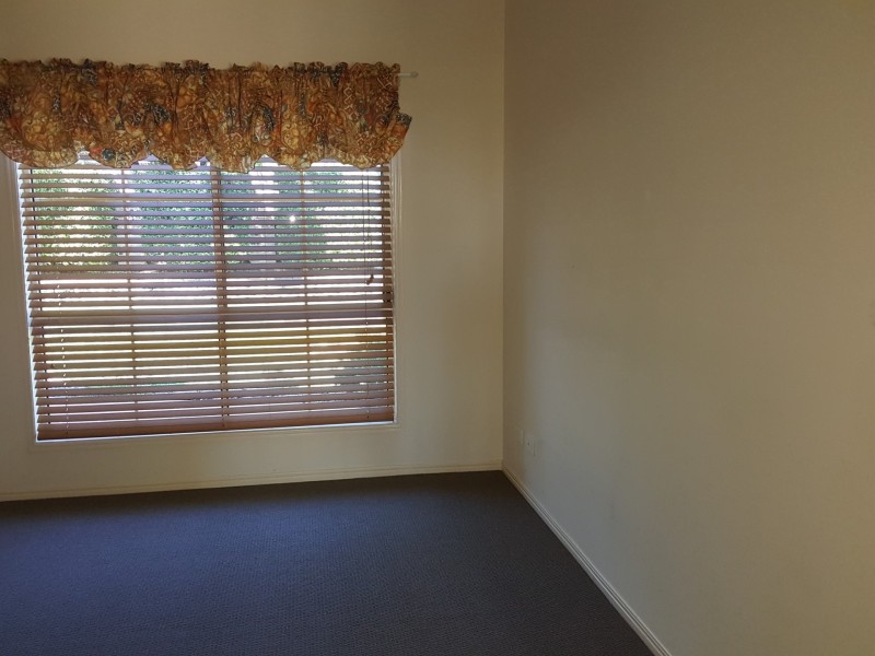 13 Taylor Crescent, Cleveland QLD 4163