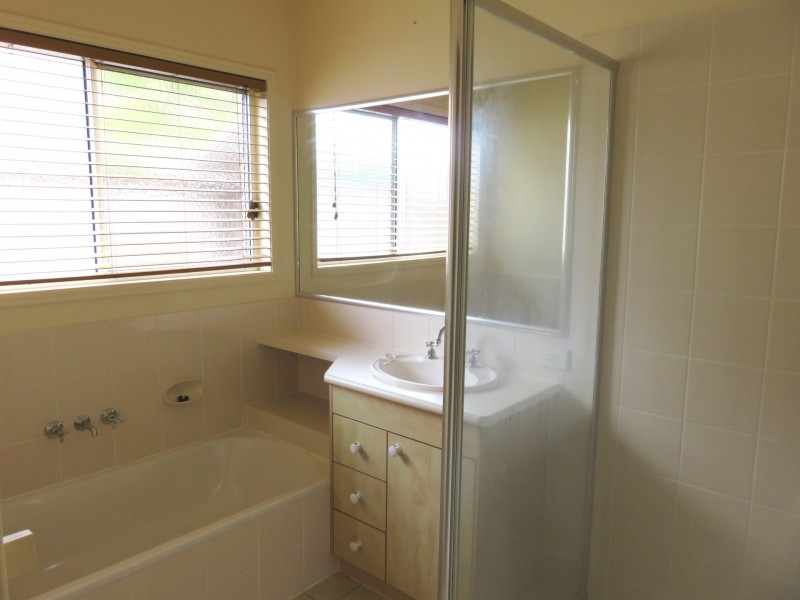 13 Taylor Crescent, Cleveland QLD 4163