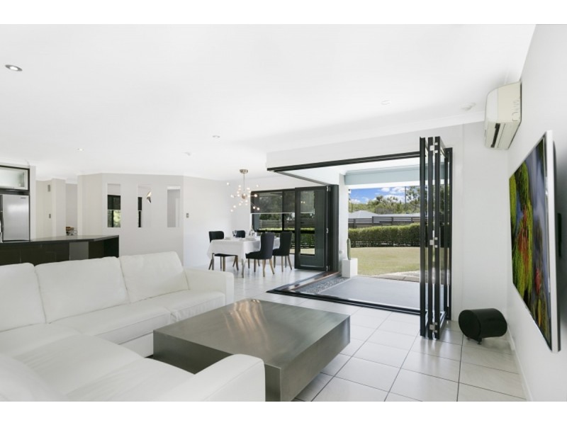 12 Olympus Drive, Cleveland QLD 4163