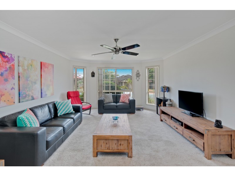 6 Melody Street, Victoria Point QLD 4165