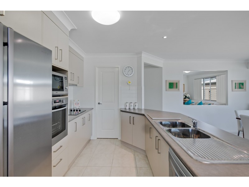 49 Lancaster Circuit, Redland Bay QLD 4165